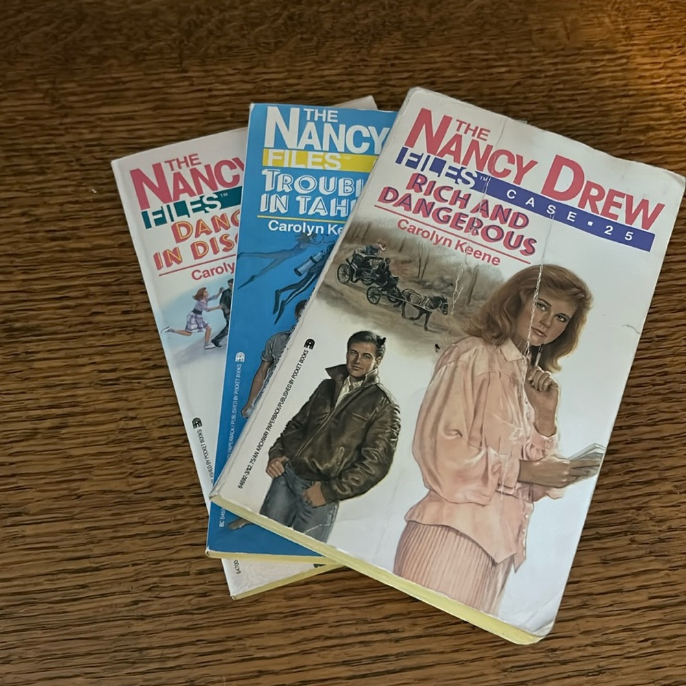 Vintage Nancy Drew Files soft back books - Cases 25, 31, 33